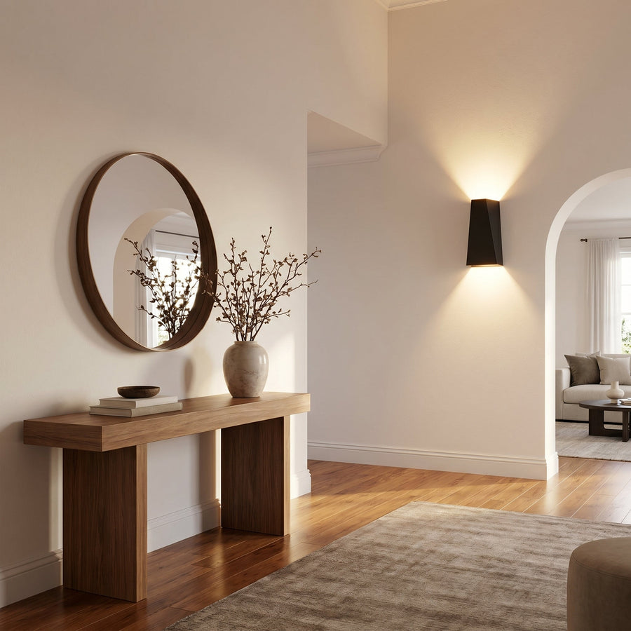 Faccetta Aurora Up Down Wall Sconce | Geometric LED